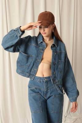 Denim Kumaş Kısa Cepli Kadın Mavi Kot Ceket - 4